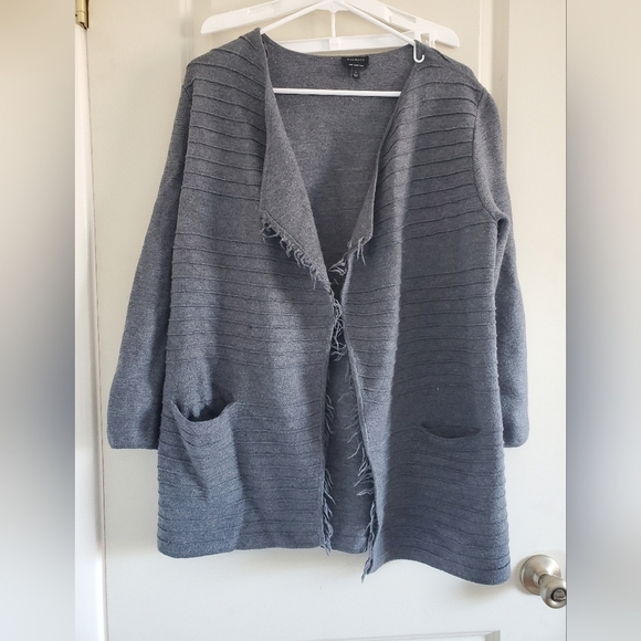 Talbots 100% Wool Gray Wrap Tunic Sweater - Picture 1 of 3